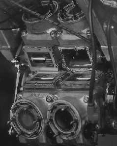 2軸クランクエンジンの慣性力の釣合